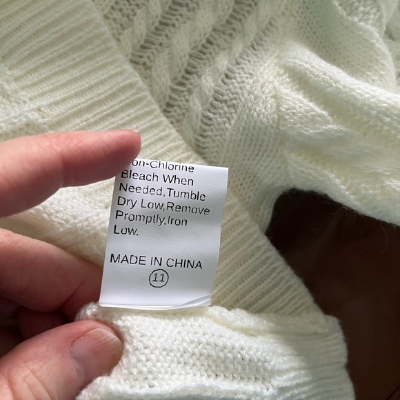 Shein Short Sleeve Crop Top Cabled Sweater - Picture 5 of 5